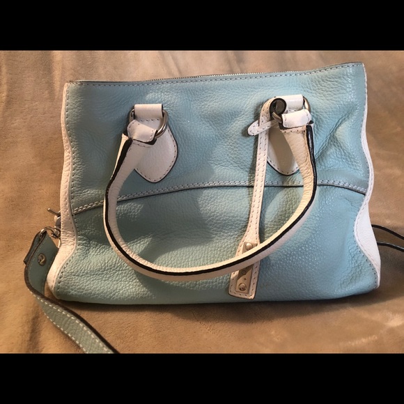 Matte Leather Arbo Shoulder Bag - Picture 2 of 6